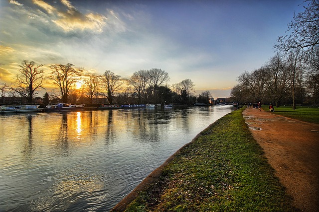 Oxford Homestays for Study Walks