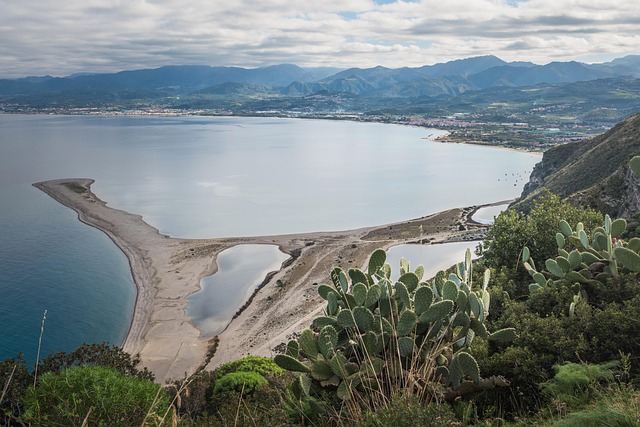 Sicily Villas Near Warm Shores